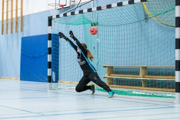 Bild 126 - F Loewinnen Hallen Cup